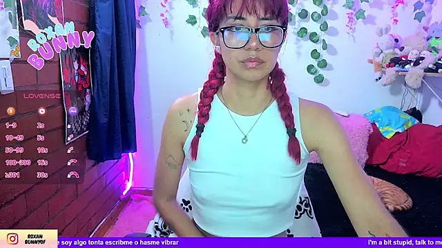 Roxanbunny1 online show from May 2026 12:59:01 AM