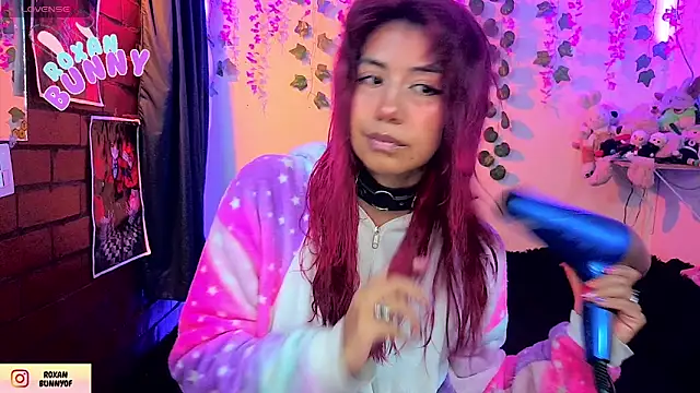 Roxanbunny1 online show from May 2026 08:19:01 AM