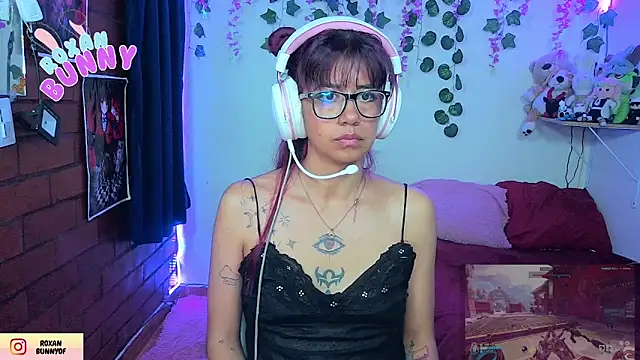 Roxanbunny1 online show from May 2026 06:08:01 AM