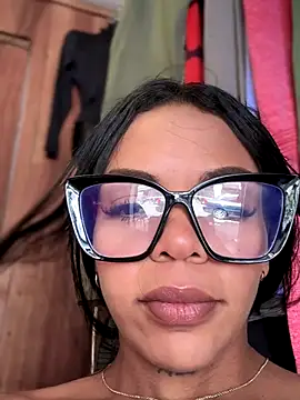 Charly  online show from October 2025 02:59:01 PM