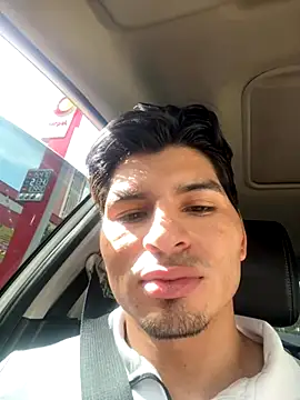 Snapshot of wild_col_ chatting on September 2025 08:11:02 PM wild col online show from September 2025 08:11:02 PM