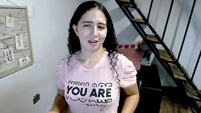 samantha baby  online show from March 2025 06:50:01 PM