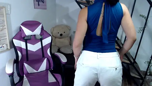 Snapshot of samantha_baby_ chatting on November 2025 05:42:01 PM samantha baby online show from November 2025 05:42:01 PM