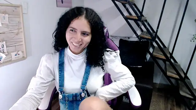 Snapshot of samantha_baby_ chatting on December 2025 04:56:01 PM samantha baby online show from December 2025 04:56:01 PM