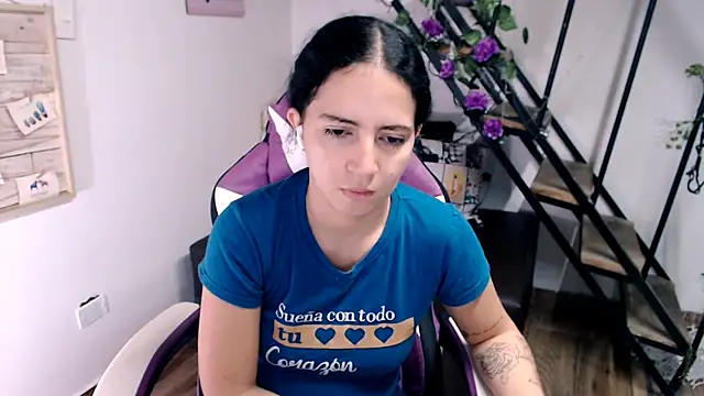 Snapshot of samantha_baby_ chatting on February 2026 03:33:02 PM samantha baby online show from February 2026 03:33:02 PM