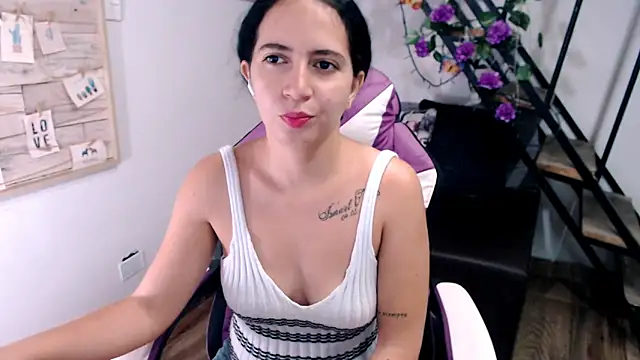 samantha baby  online show from March 2026 06:35:01 PM