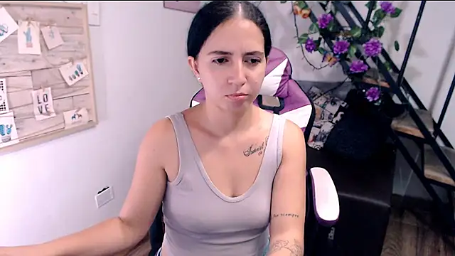 samantha baby  online show from April 2026 05:30:01 PM