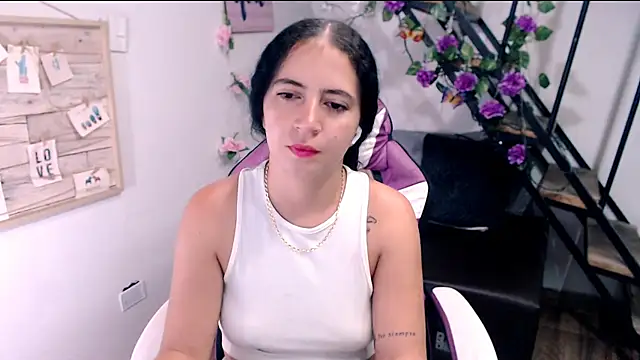 samantha baby  online show from May 2026 10:04:02 PM