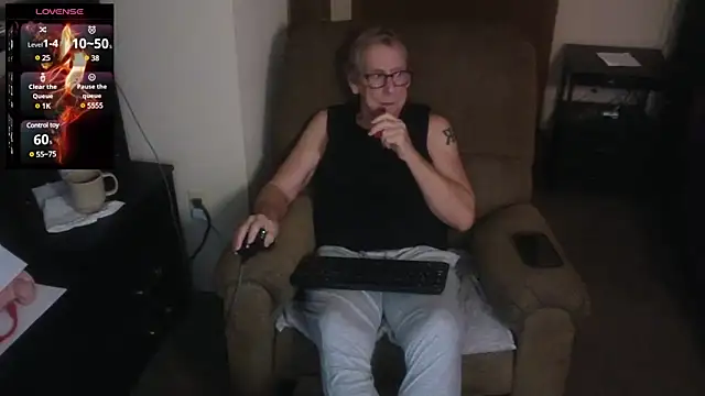 Snapshot of Lusty_Kinks chatting on December 2024 09:13:02 AM Lusty Kinks online show from December 2024 09:13:02 AM