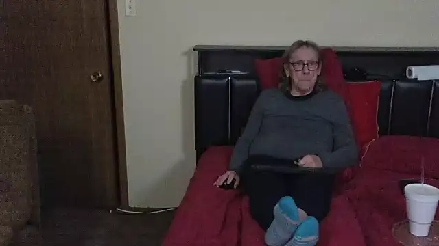 Snapshot of Lusty_Kinks chatting on February 2026 09:09:02 AM Lusty Kinks online show from February 2026 09:09:02 AM