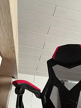 Snapshot of _Mustj chatting on February 2025 09:14:02 AM Mustj online show from February 2025 09:14:02 AM