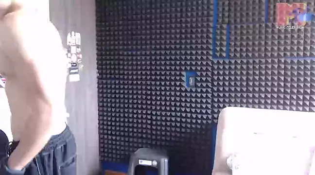 Snapshot of Curly_Angel24 chatting on February 2025 06:17:01 PM Curly Angel24 online show from February 2025 06:17:01 PM