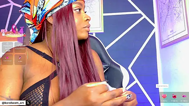 Snapshot of KAROL-SCOTT chatting on November 2025 08:32:01 PM KAROL-SCOTT online show from November 2025 08:32:01 PM