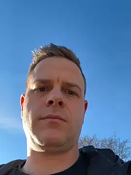 Danii0790 online show from December 2025 01:07:01 PM