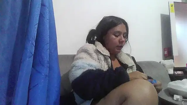 Charis 21 online show from May 2026 02:39:01 AM