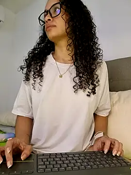 angela  98 online show from March 2026 12:23:01 PM