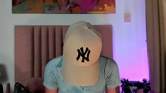 NoraDasilva online show from March 2025 09:11:02 PM