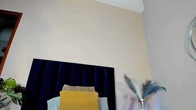 NoraDasilva online show from November 2025 12:31:02 AM