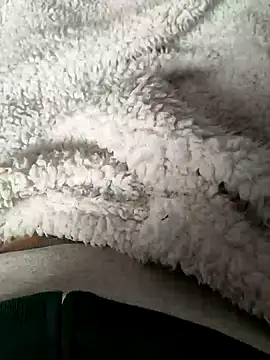 Snapshot of Ouram_81 chatting on February 2025 09:15:01 AM Ouram 81 online show from February 2025 09:15:01 AM