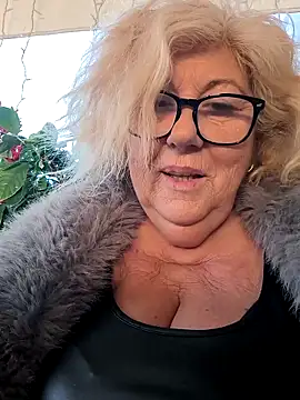 Merilulla online show from November 2025 03:05:01 PM