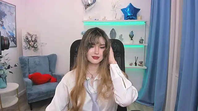 AnneTLi online show from April 2026 07:15:01 PM