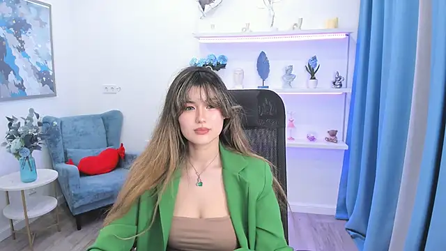 AnneTLi online show from May 2026 08:04:02 PM