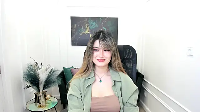 AnneTLi online show from May 2026 04:18:01 AM