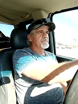 Snapshot of TTolbert chatting on December 2024 07:58:02 PM TTolbert online show from December 2024 07:58:02 PM