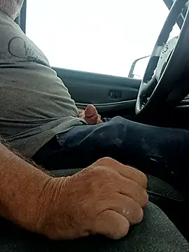 Snapshot of TTolbert chatting on January 2026 09:39:02 PM TTolbert online show from January 2026 09:39:02 PM