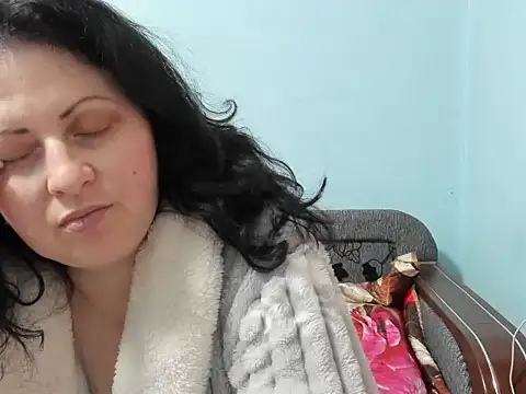 Lillian2 online show from January 2025 11:53:02 AM