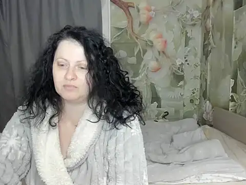 Lillian2 online show from December 2025 05:12:02 AM