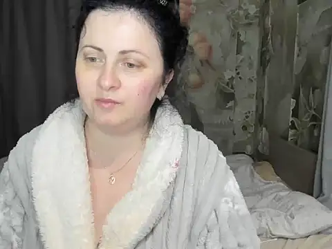 Lillian2 online show from January 2026 02:47:01 AM
