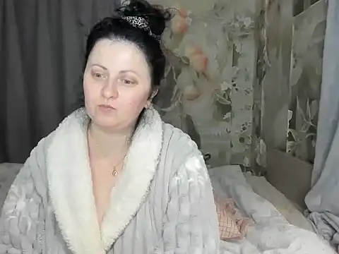 Lillian2 online show from January 2026 07:00:01 AM