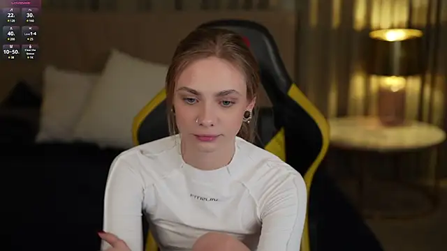 Snapshot of Angy_Netal chatting on February 2025 02:06:02 PM Angy Netal online show from February 2025 02:06:02 PM