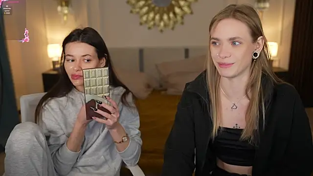 Snapshot of Angy_Netal chatting on March 2025 07:52:02 AM Angy Netal online show from March 2025 07:52:02 AM