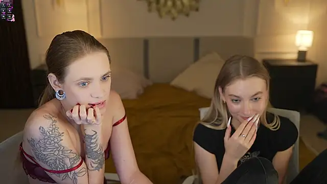 Snapshot of Angy_Netal chatting on October 2025 10:21:01 AM Angy Netal online show from October 2025 10:21:01 AM