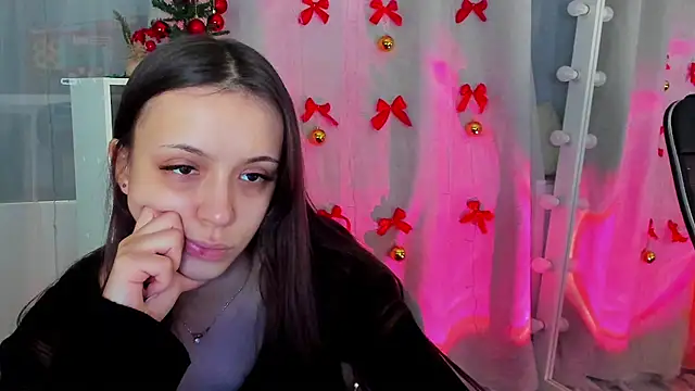 Snapshot of MipsyMipson chatting on December 2024 10:13:01 AM MipsyMipson online show from December 2024 10:13:01 AM