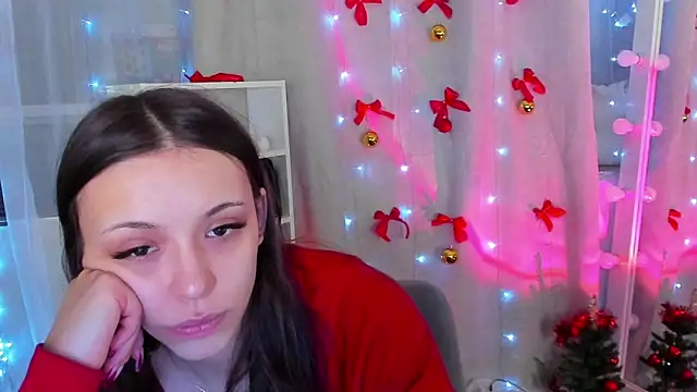 Snapshot of MipsyMipson chatting on December 2024 09:40:02 AM MipsyMipson online show from December 2024 09:40:02 AM