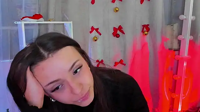 Snapshot of MipsyMipson chatting on December 2024 04:39:01 PM MipsyMipson online show from December 2024 04:39:01 PM