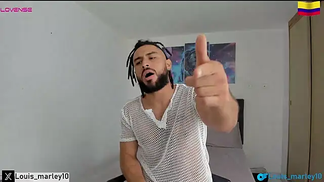 Snapshot of Louis_marley__ chatting on January 2025 05:24:01 PM Louis marley online show from January 2025 05:24:01 PM