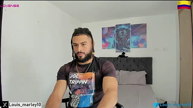 Snapshot of Louis_marley__ chatting on January 2025 05:05:01 PM Louis marley online show from January 2025 05:05:01 PM