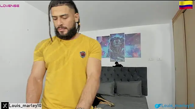 Snapshot of Louis_marley__ chatting on January 2025 01:53:02 AM Louis marley online show from January 2025 01:53:02 AM