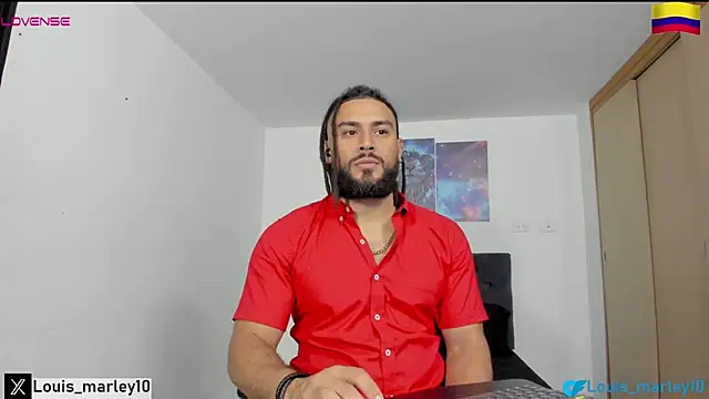 Snapshot of Louis_marley__ chatting on January 2025 11:26:01 PM Louis marley online show from January 2025 11:26:01 PM