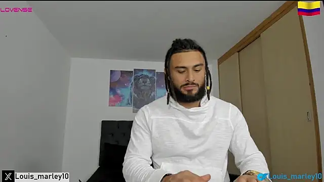 Snapshot of Louis_marley__ chatting on January 2025 02:28:02 AM Louis marley online show from January 2025 02:28:02 AM