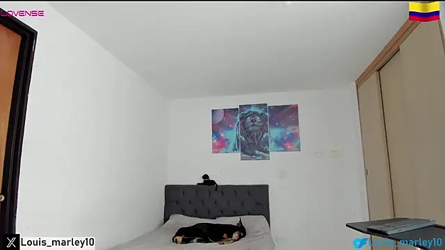 Snapshot of Louis_marley__ chatting on October 2025 03:57:02 PM Louis marley online show from October 2025 03:57:02 PM