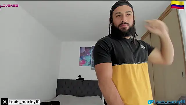 Snapshot of Louis_marley__ chatting on December 2025 08:46:01 PM Louis marley online show from December 2025 08:46:01 PM