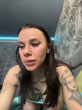 Queen of pain online show from April 2026 07:35:01 AM