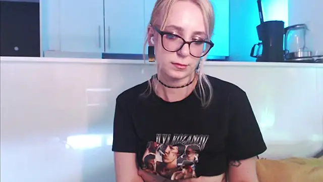 Snapshot of welliza chatting on May 2026 04:07:02 AM welliza online show from May 2026 04:07:02 AM