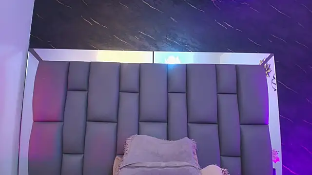  MiaBrown  online show from February 2026 12:05:02 PM