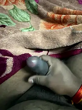 Snapshot of Honeydick7 chatting on January 2026 06:24:02 PM Honeydick7 online show from January 2026 06:24:02 PM